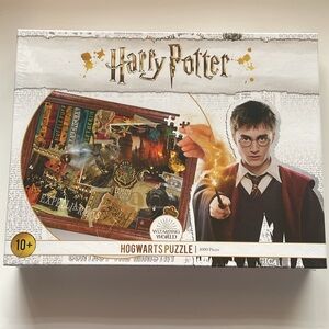 Harry Potter Hogwarts 1000 Piece Puzzle NWT
